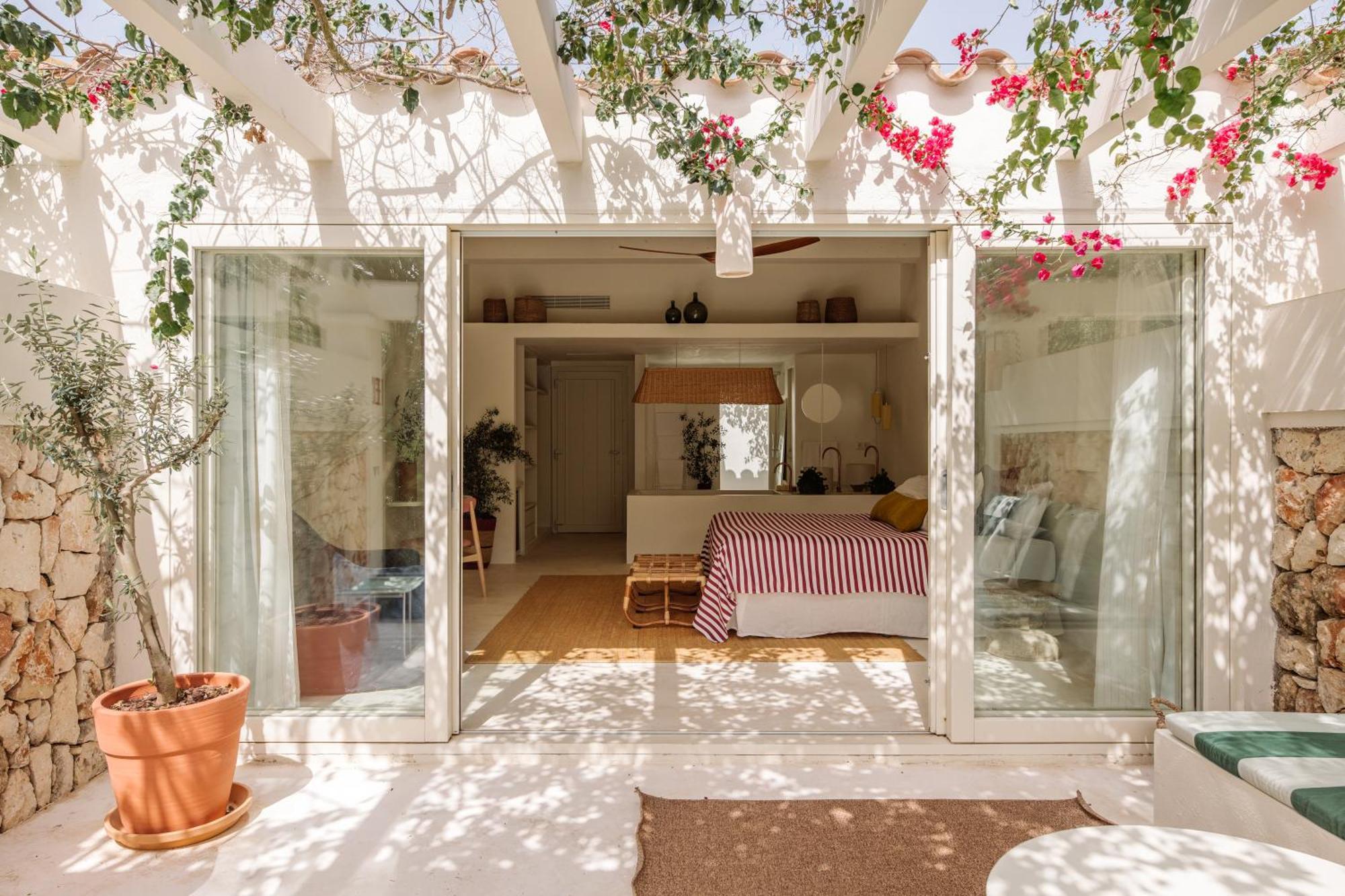 Morvedra Nou Luxury Boutique Hotel - Adults Only Ciutadella  Exterior photo